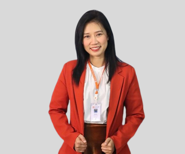 Ms. Khwanyanan Makluatanyawut
