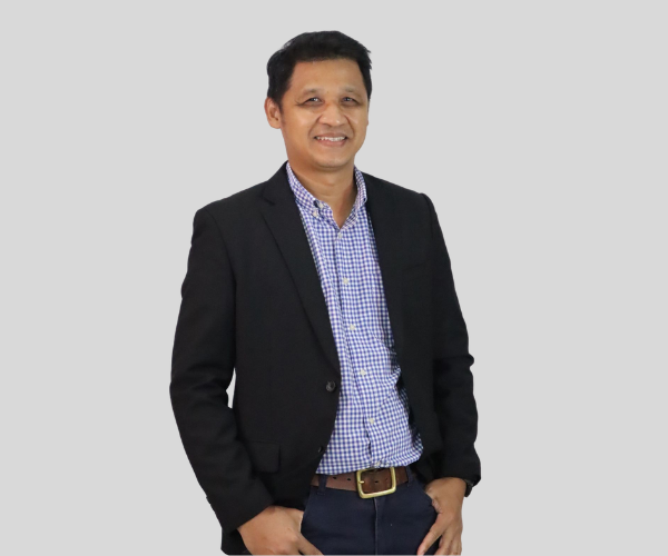 Assoc. Prof. Dr. Sakda Somkun